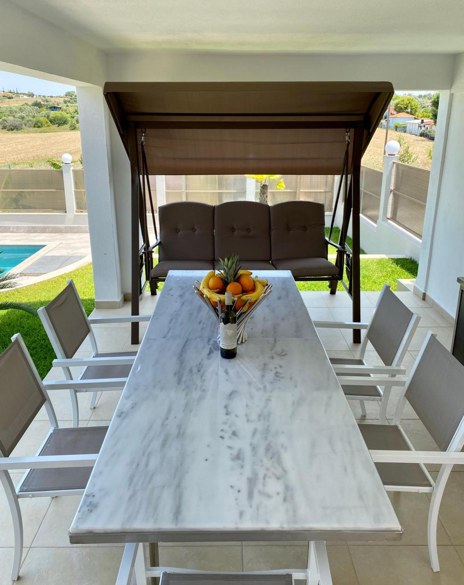 Villa Liana , Private Villa With Pool And Garden Vergia Екстериор снимка