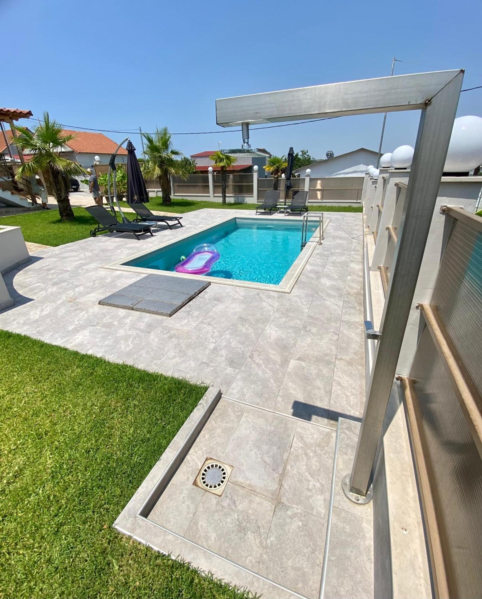 Villa Liana , Private Villa With Pool And Garden Vergia Екстериор снимка